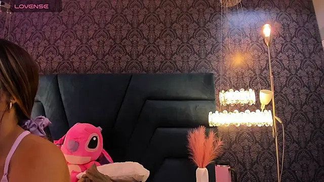 Vivi prinncess online show from May 2026 11:24:01 PM