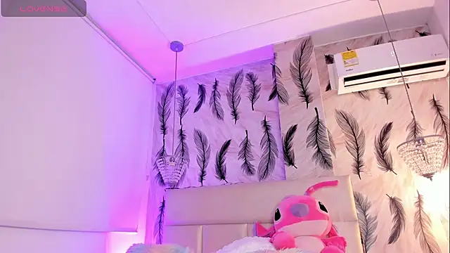 Vivi prinncess online show from November 2025 10:57:02 PM