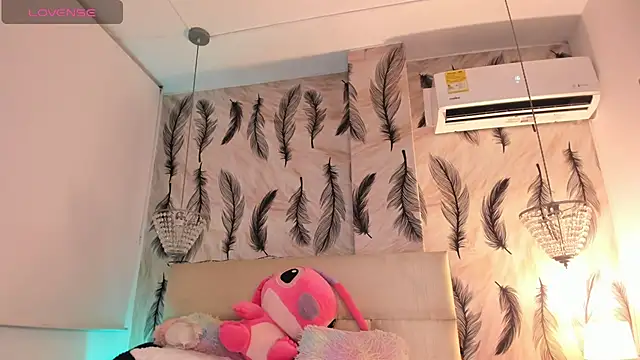 Vivi prinncess online show from November 2025 12:00:02 AM