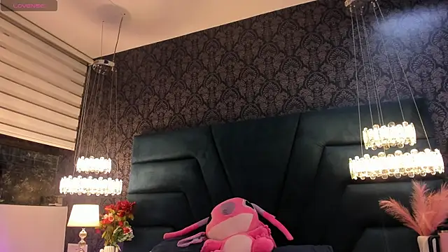 Vivi prinncess online show from May 2026 10:49:02 PM