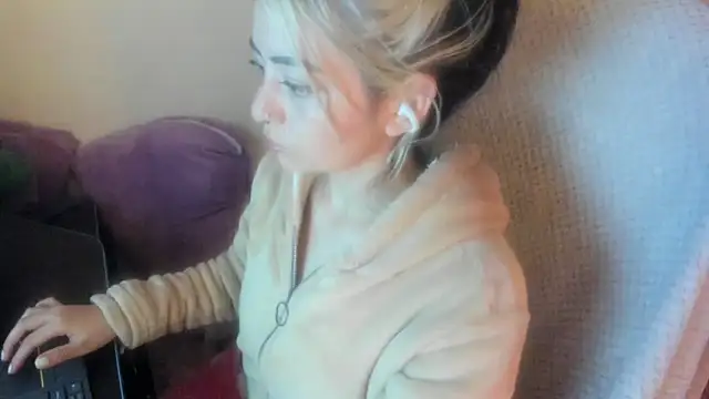 Sammysammy  online show from June 2026 11:16:01 AM