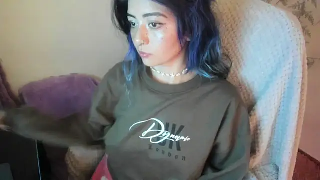 Sammysammy  online show from December 2025 10:15:02 PM