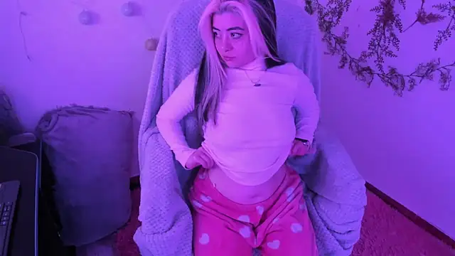 Sammysammy  online show from January 2025 01:47:01 PM