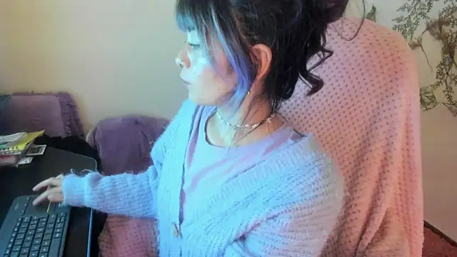 Sammysammy  online show from October 2025 04:46:01 AM