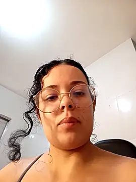 NinaSweet2 online show from February 2026 05:24:02 PM