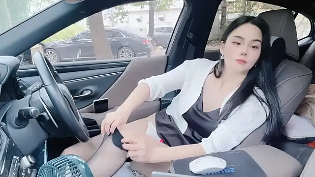 Snapshot of orla2021 chatting on December 2024 07:30:01 AM orla2021 online show from December 2024 07:30:01 AM