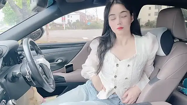 Snapshot of orla2021 chatting on October 2025 12:14:01 AM orla2021 online show from October 2025 12:14:01 AM