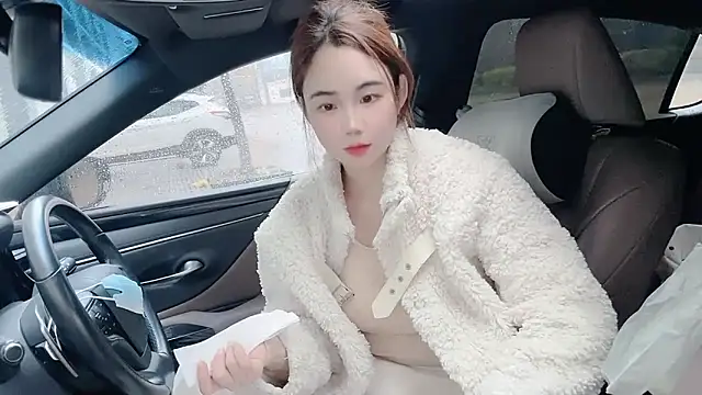 Snapshot of orla2021 chatting on March 2026 12:33:01 AM orla2021 online show from March 2026 12:33:01 AM