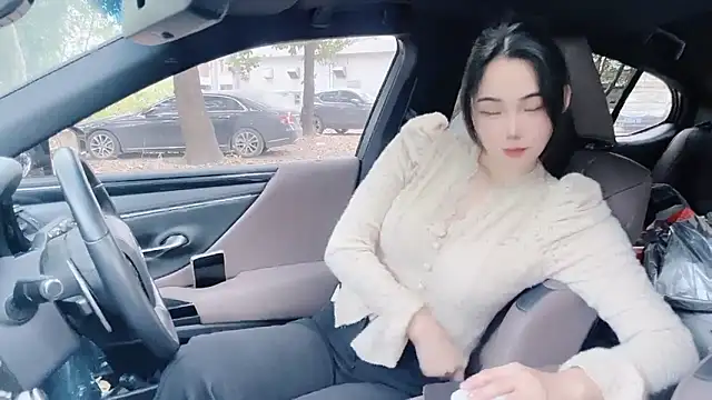 Snapshot of orla2021 chatting on December 2024 12:53:02 AM orla2021 online show from December 2024 12:53:02 AM