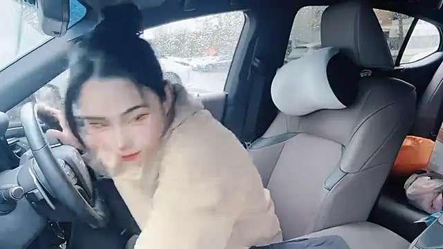 Snapshot of orla2021 chatting on March 2025 03:08:01 AM orla2021 online show from March 2025 03:08:01 AM