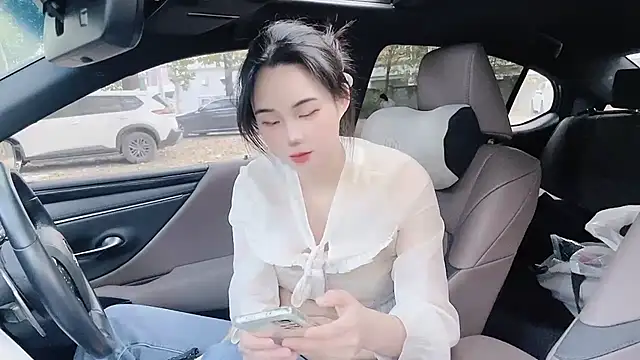 Snapshot of orla2021 chatting on January 2025 12:32:02 AM orla2021 online show from January 2025 12:32:02 AM