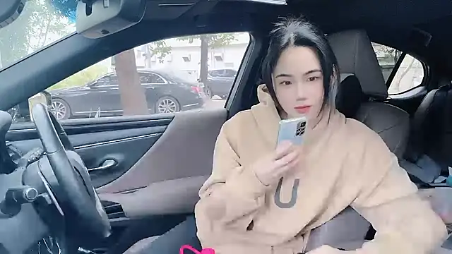 Snapshot of orla2021 chatting on December 2024 12:38:01 AM orla2021 online show from December 2024 12:38:01 AM