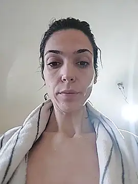 JoLeNe27 online show from February 2026 05:59:01 AM