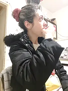 JoLeNe27 online show from March 2026 06:09:02 PM