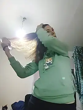 JoLeNe27 online show from November 2025 04:16:01 AM