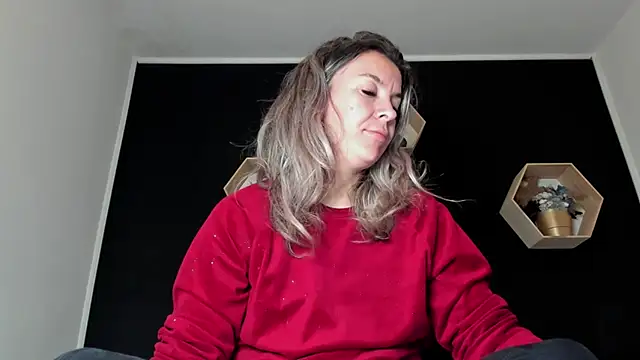 Snapshot of Alesys69 chatting on October 2025 10:51:02 PM Alesys69 online show from October 2025 10:51:02 PM