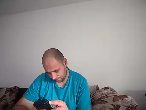 Flakka95 online show from April 2026 08:40:02 AM