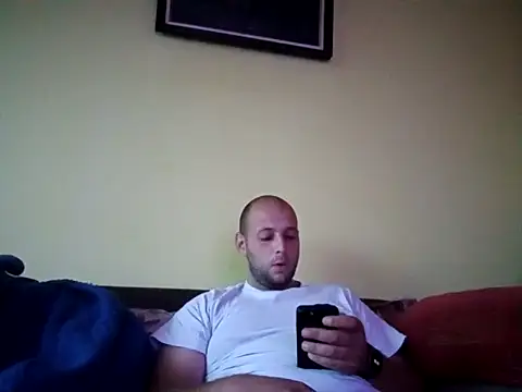Snapshot of Flakka95 chatting on October 2025 05:08:01 AM Flakka95 online show from October 2025 05:08:01 AM