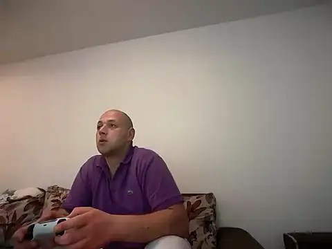 Flakka95 online show from April 2026 09:38:02 PM