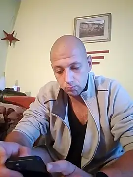 Snapshot of Flakka95 chatting on October 2025 02:02:01 AM Flakka95 online show from October 2025 02:02:01 AM