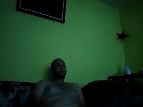 Snapshot of Flakka95 chatting on September 2025 11:44:02 PM Flakka95 online show from September 2025 11:44:02 PM