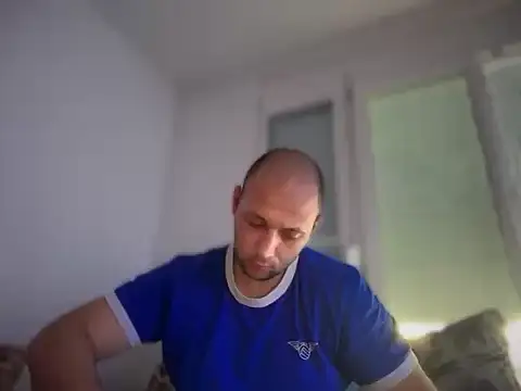 Flakka95 online show from May 2026 12:37:01 PM