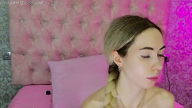 Akilla Queen online show from February 2026 02:10:01 AM