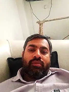 Rohit19997776 online show from May 2026 11:54:02 AM