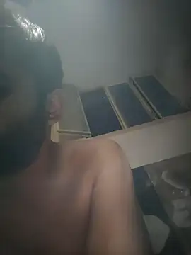 Rohit19997776 online show from April 2026 09:06:01 PM