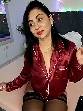 charrlote love online show from December 2025 03:34:02 PM