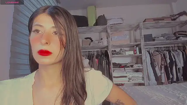 Snapshot of VYONED chatting on November 2025 11:30:01 PM VYONED online show from November 2025 11:30:01 PM