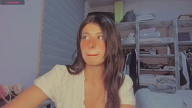 Snapshot of VYONED chatting on November 2025 12:58:02 AM VYONED online show from November 2025 12:58:02 AM