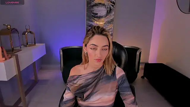 MelissaMoore  online show from December 2025 02:39:02 AM