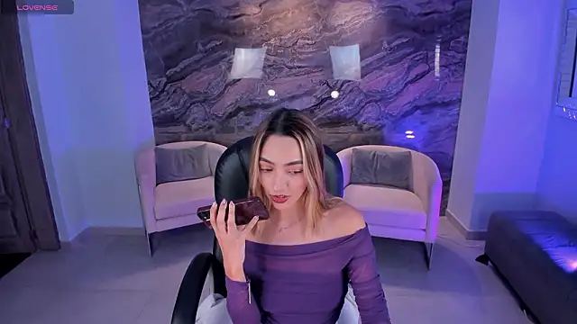 MelissaMoore  online show from February 2026 03:15:01 AM