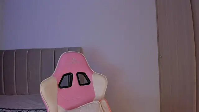 isa bunny online show from September 2025 05:43:01 AM