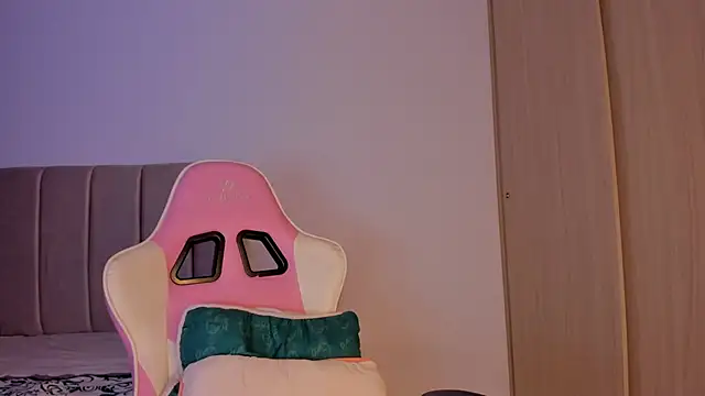 isa bunny online show from September 2025 03:02:02 AM