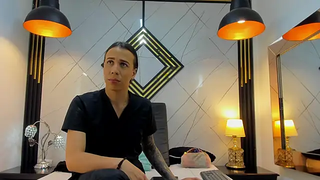 Leisygirl online show from February 2026 03:02:01 AM