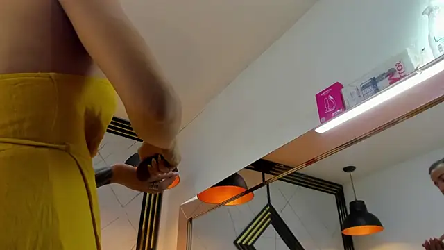 Leisygirl online show from April 2026 03:08:01 AM