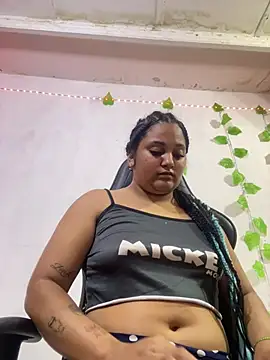 shayna all online show from August 2026 12:05:02 AM