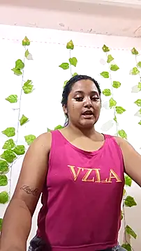 shayna all online show from September 2025 10:15:01 PM