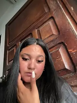 shayna all online show from April 2026 09:43:02 PM