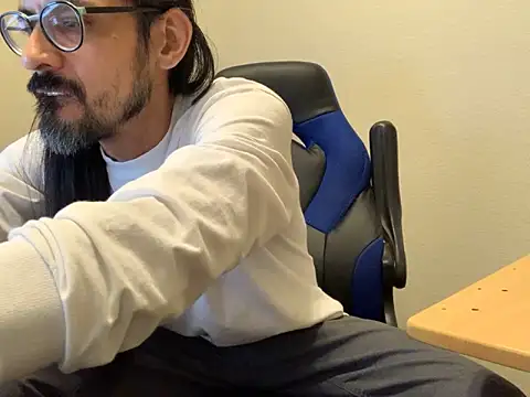 Youreherewithme online show from January 2025 08:47:01 AM