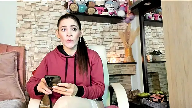 Snapshot of Carla_expit chatting on November 2025 11:37:01 PM Carla expit online show from November 2025 11:37:01 PM