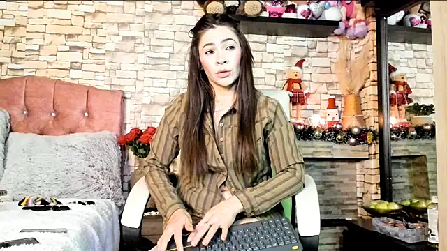 Carla expit online show from December 2025 12:36:01 AM