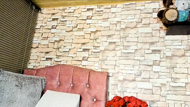 Carla expit online show from December 2025 12:00:01 AM