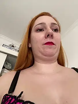 Snapshot of Patriciamoura69 chatting on February 2025 05:40:01 PM Patriciamoura69 online show from February 2025 05:40:01 PM