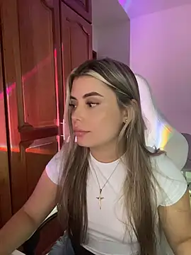 Snapshot of Miss_valeriaa chatting on May 2026 07:41:02 PM Miss valeriaa online show from May 2026 07:41:02 PM