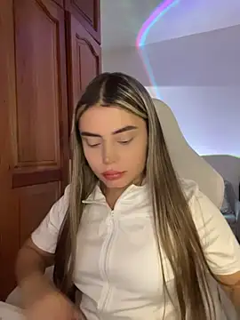 Snapshot of Miss_valeriaa chatting on July 2026 02:38:01 PM Miss valeriaa online show from July 2026 02:38:01 PM