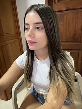 Miss valeriaa online show from February 2025 12:38:02 AM