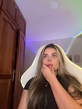 Snapshot of Miss_valeriaa chatting on July 2026 04:48:02 PM Miss valeriaa online show from July 2026 04:48:02 PM